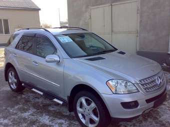 2005 Mercedes-Benz M-Class Pics