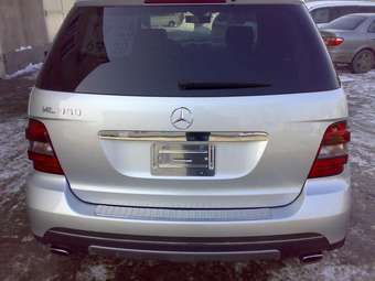 2005 Mercedes-Benz M-Class Pictures