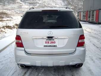 2005 Mercedes-Benz M-Class Photos