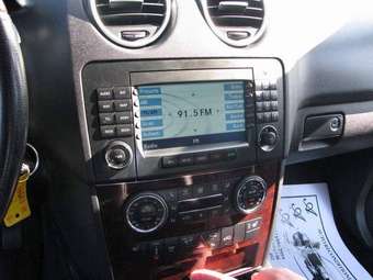 2005 Mercedes-Benz M-Class Pictures