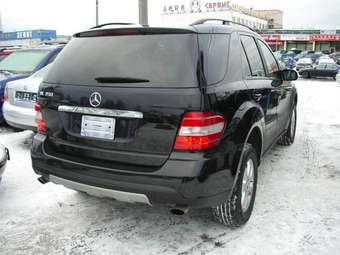 2005 Mercedes-Benz M-Class Pics