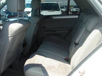 2005 Mercedes-Benz M-Class Pictures