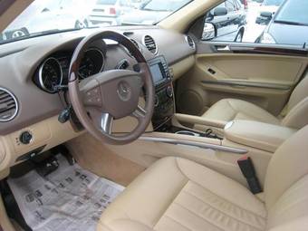 2005 Mercedes-Benz M-Class Photos