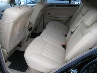 2005 Mercedes-Benz M-Class Photos