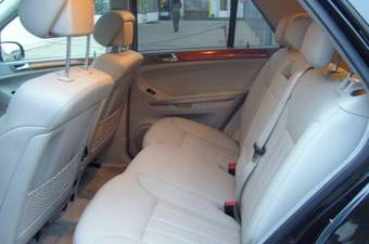 2005 Mercedes-Benz M-Class Photos