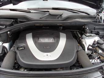 2005 Mercedes-Benz M-Class Wallpapers