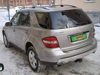 2005 Mercedes-Benz M-Class Pictures