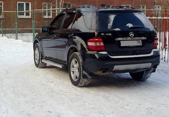 2005 Mercedes-Benz M-Class Pictures
