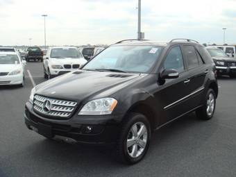2005 Mercedes-Benz M-Class Photos