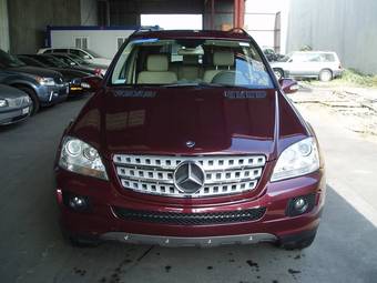 2005 Mercedes-Benz M-Class Photos