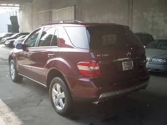 2005 Mercedes-Benz M-Class Photos