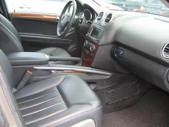 2005 Mercedes-Benz M-Class Pictures