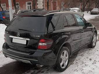 2005 Mercedes-Benz M-Class Pictures