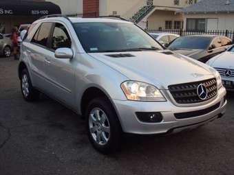 2006 Mercedes-Benz M-Class Images