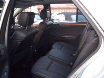 2006 Mercedes-Benz M-Class Pictures