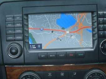 2006 Mercedes-Benz M-Class Pictures