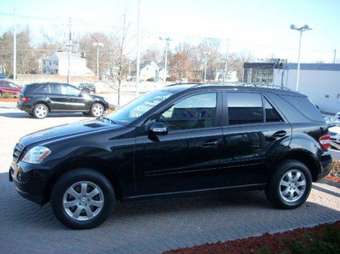 2006 Mercedes-Benz M-Class Pictures