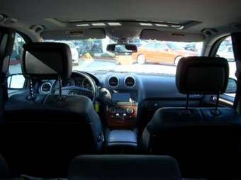 2006 Mercedes-Benz M-Class Pictures