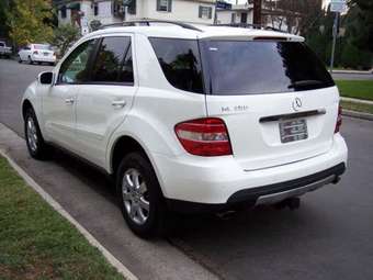 2006 Mercedes-Benz M-Class Pictures
