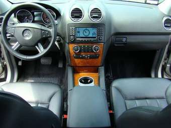 2006 Mercedes-Benz M-Class Photos
