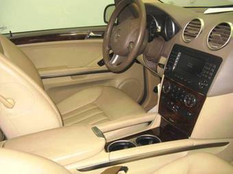2006 Mercedes-Benz M-Class Photos