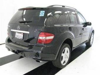 2006 Mercedes-Benz M-Class Pictures