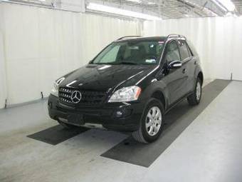 2006 Mercedes-Benz M-Class Pictures