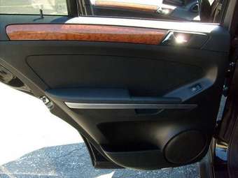 2007 Mercedes-Benz M-Class Pictures