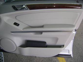 2009 Mercedes-Benz M-Class For Sale