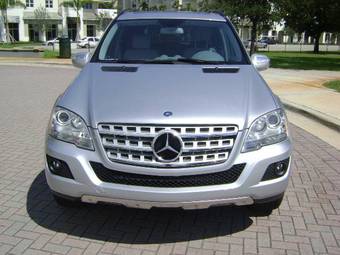 2009 Mercedes-Benz M-Class Images