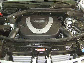 2009 Mercedes-Benz M-Class Pictures