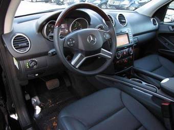 2009 Mercedes-Benz M-Class Photos