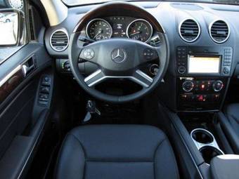 2009 Mercedes-Benz M-Class Wallpapers
