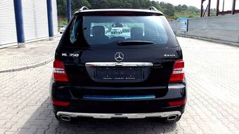 2011 Mercedes-Benz M-Class Photos