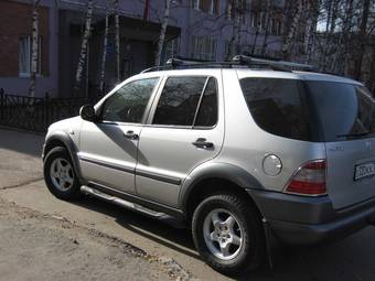 1998 Mercedes-Benz ML-Class Pictures