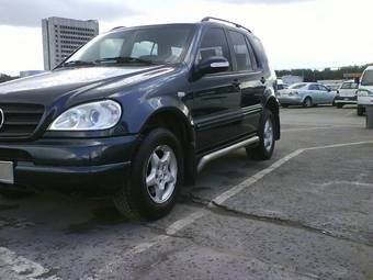 1998 Mercedes-Benz ML-Class Pictures