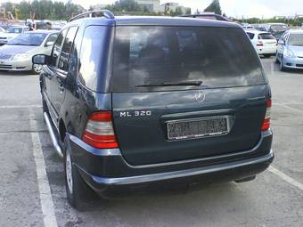 1998 Mercedes-Benz ML-Class Pictures