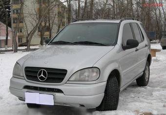 1999 Mercedes-Benz ML-Class