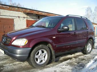 1999 Mercedes-Benz ML-Class Photos