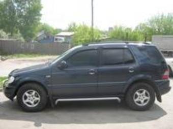 1999 Mercedes-Benz ML-Class Pictures