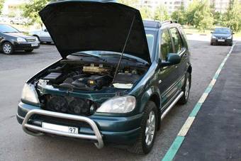 1999 Mercedes-Benz ML-Class Photos