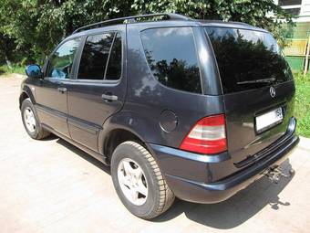 1999 Mercedes-Benz ML-Class Pics