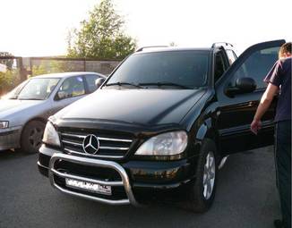 1999 Mercedes-Benz ML-Class