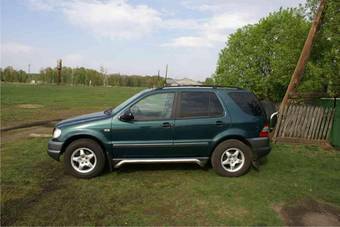 1999 Mercedes-Benz ML-Class Photos