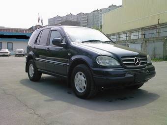 2000 Mercedes-Benz ML-Class