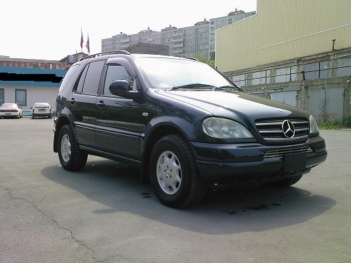 2000 Mercedes-Benz ML-Class