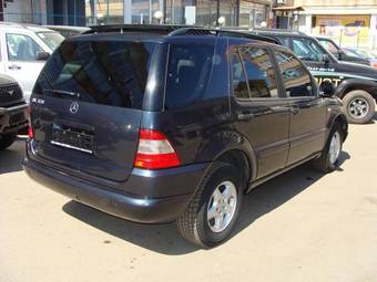 2000 Mercedes-Benz ML-Class Photos