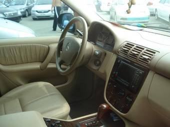 2000 Mercedes-Benz ML-Class Photos