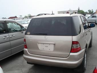 2000 Mercedes-Benz ML-Class Photos
