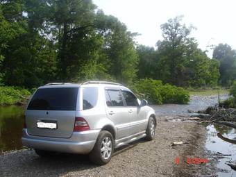 2000 Mercedes-Benz ML-Class Photos